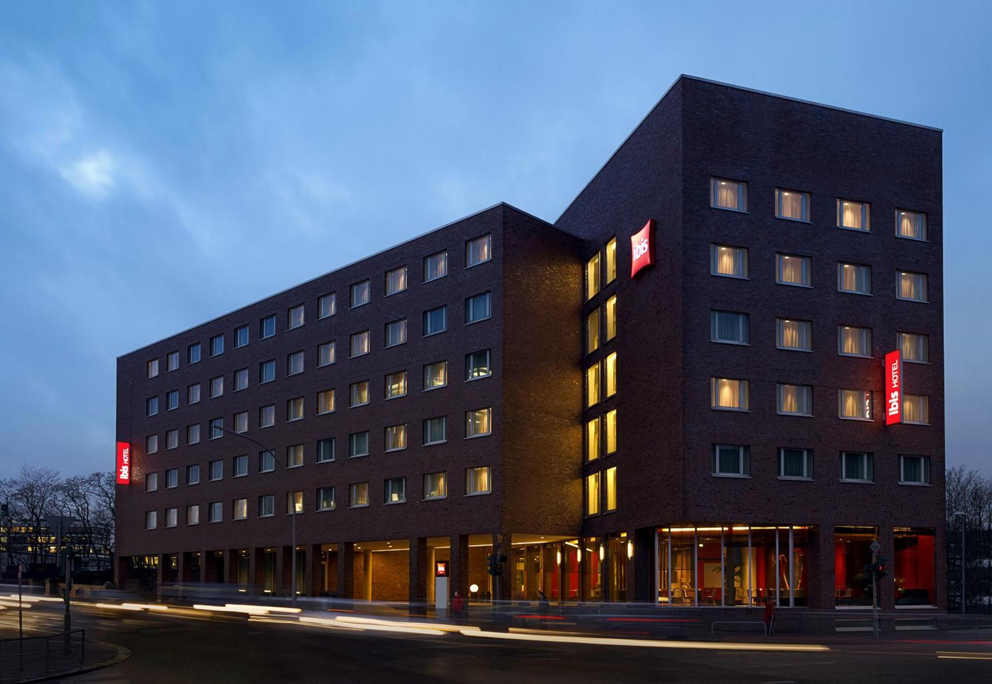 מלון Ibis Hamburg Alsterring מראה חיצוני תמונה