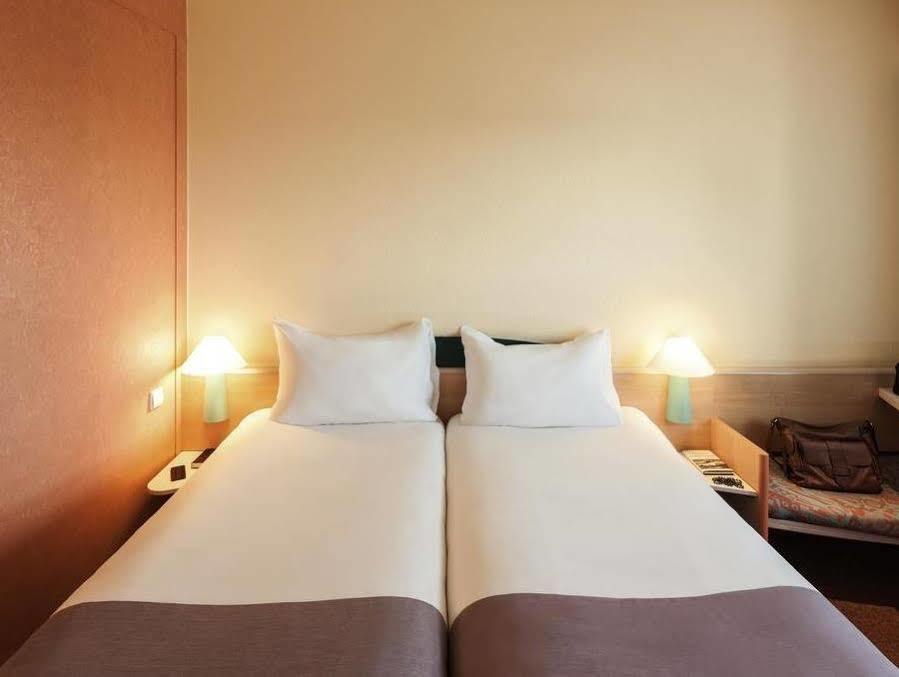 מלון Ibis Hamburg Alsterring מראה חיצוני תמונה